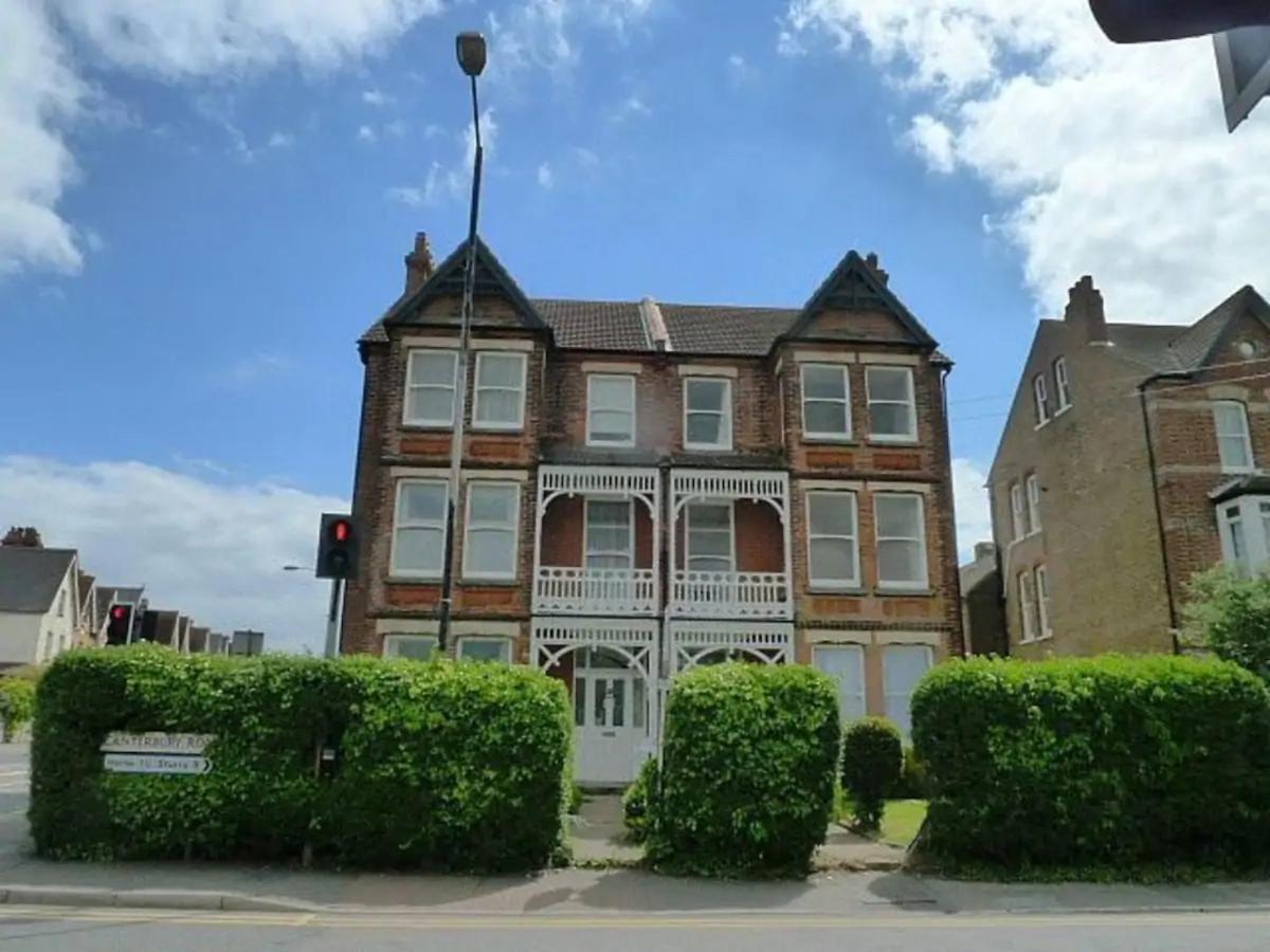 Top Floor Flat With Sea View Herne Bay Eksteriør bilde
